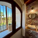 Otel Paradise 1917 - Adults Only 2*