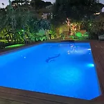 Otel Paradise 1917 - Adults Only