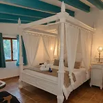 Paradise 1917 - Adults Only Otel
