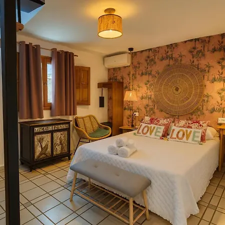 Hotel Paradise 1917 - Adults Only 2*