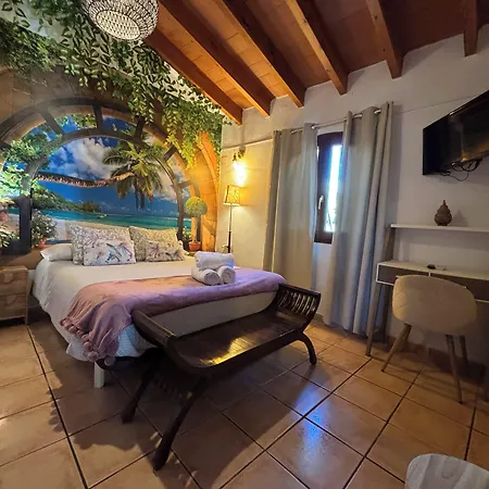 Hotel Paradise 1917 - Adults Only