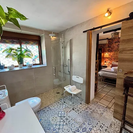 Paradise 1917 - Adults Only 2* Altea
