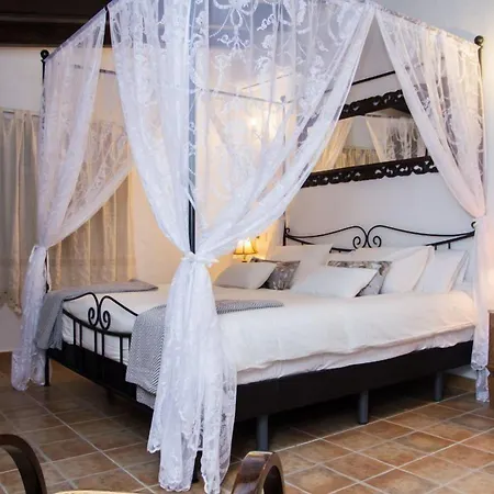 Paradise 1917 - Adults Only